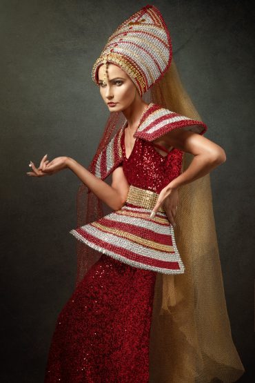 Natasha Guarnieri by Andrea Schällschmidt